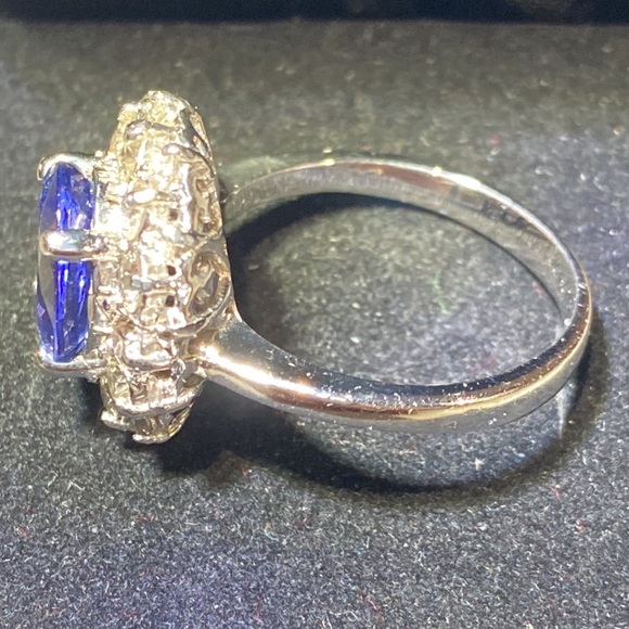 Tanzanite and diamond ring - Picture 2 of 7